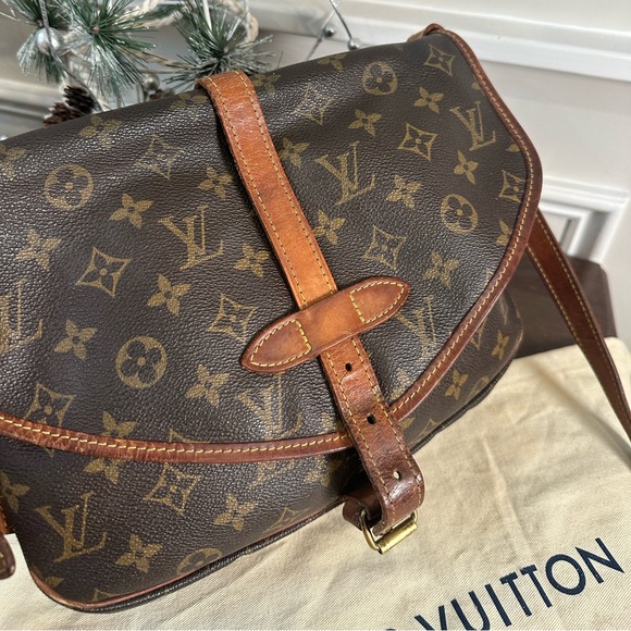 FINAL PRICE DROP✅Vintage Louis Vuitton satchel saumur 30 - Picture 10 of 17